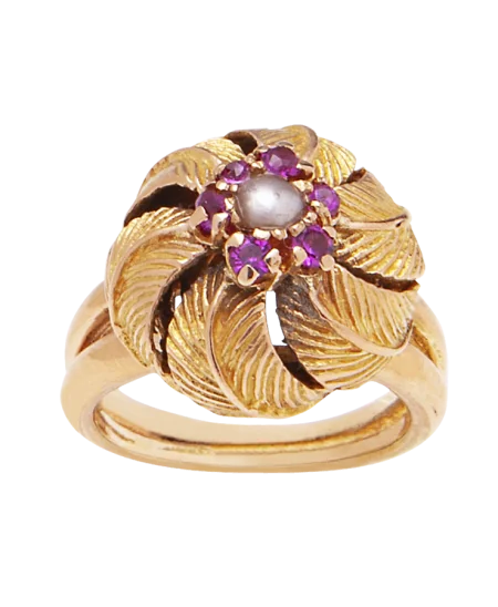 Palmier Fleuri 是一款采用18K黄金制成的花卉设计戒指。在 VIRTU LUXURY 有售。